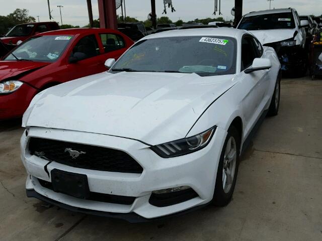 1FA6P8AMXG5205897 - 2016 FORD MUSTANG WHITE photo 2