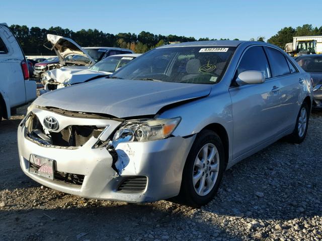 4T4BF3EK4BR166120 - 2011 TOYOTA CAMRY BASE SILVER photo 2