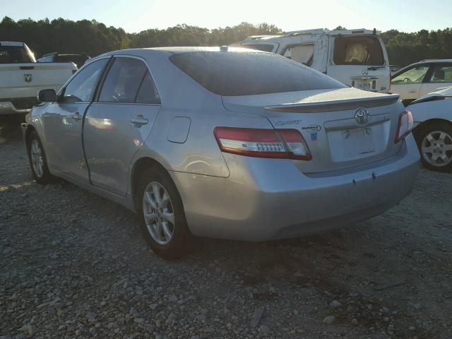 4T4BF3EK4BR166120 - 2011 TOYOTA CAMRY BASE SILVER photo 3