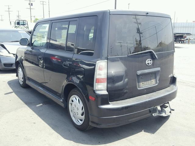 JTLKT324164046363 - 2006 TOYOTA SCION XB Schwarz Foto 3