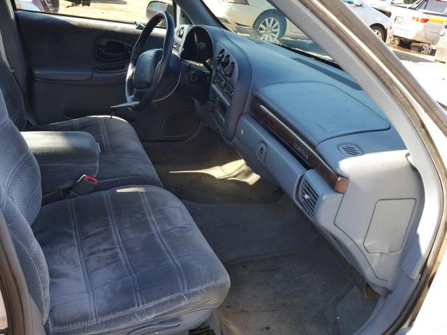2G1WL52M8V1149341 - 1997 CHEVROLET LUMINA BAS 白色 照片 5