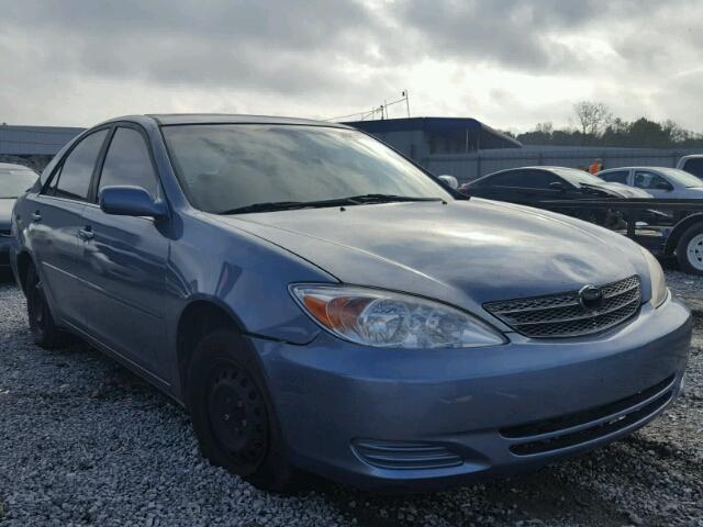 4T1BE32K12U573412 - 2002 TOYOTA CAMRY LE BLUE photo 1