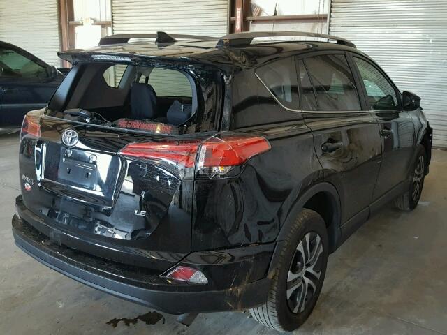 2T3ZFREV4HW330388 - 2017 TOYOTA RAV4 黑色 照片 4