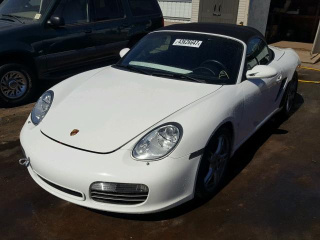 WP0CB29896U730888 - 2006 PORSCHE BOXSTER S WHITE photo 2