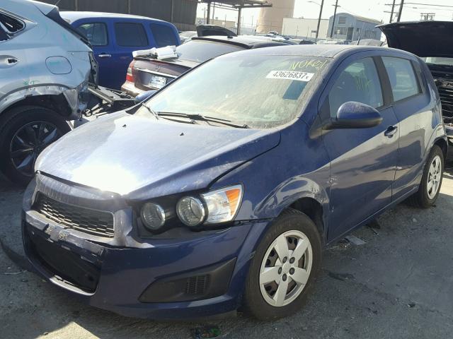 1G1JB6SG1D4233162 - 2013 CHEVROLET SONIC LS BLUE photo 2