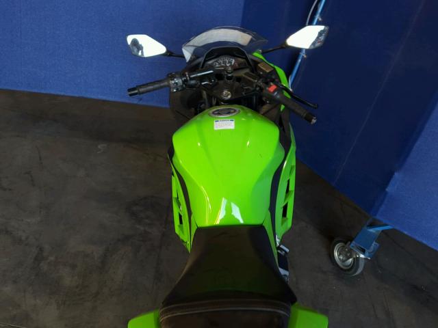 JKAEX8A13FA012227 - 2015 KAWASAKI EX300 A GREEN photo 5