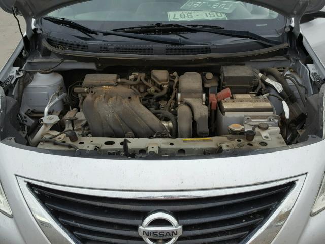 3N1CN7AP0CL934964 - 2012 NISSAN VERSA SILVER photo 7