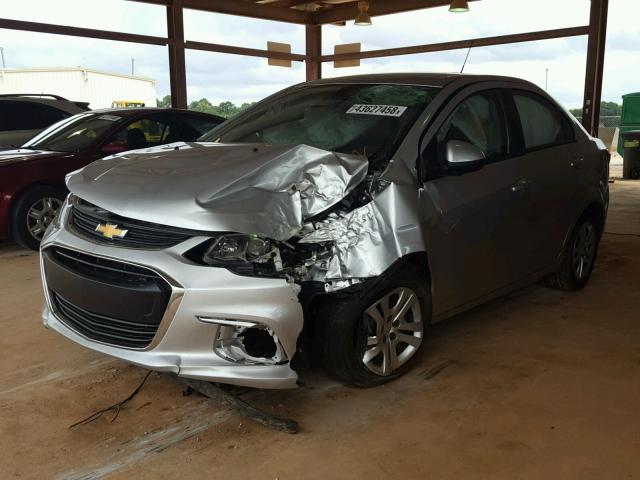 1G1JB5SH3H4152057 - 2017 CHEVROLET SONIC LS 银色 照片 2