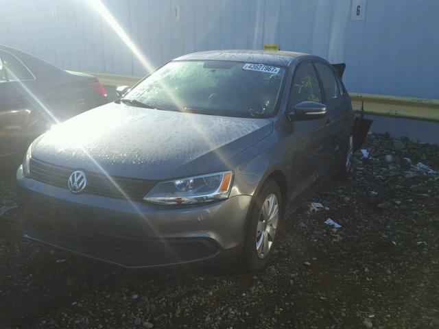 3VWD17AJ3EM287480 - 2014 VOLKSWAGEN JETTA SE Գրաֆիտ լուսանկար 2