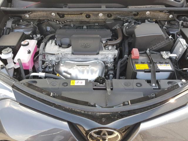 JTMNFREV4JJ734956 - 2018 TOYOTA RAV4 SE CHARCOAL photo 7