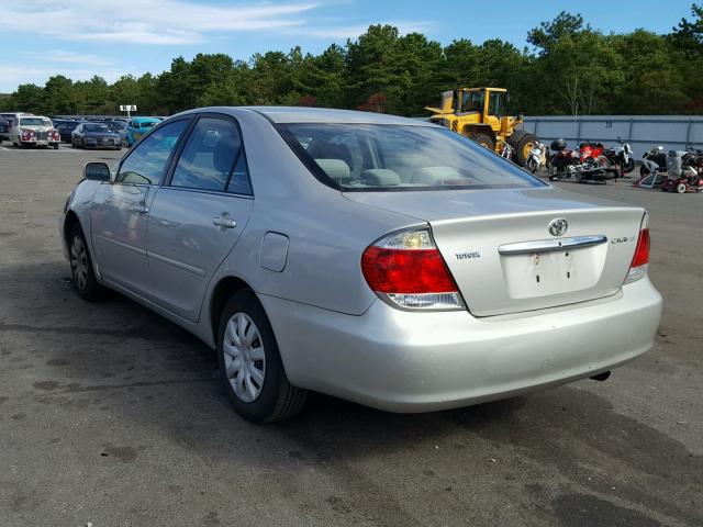 4T1BE32K85U010751 - 2005 TOYOTA CAMRY LE SILVER photo 3