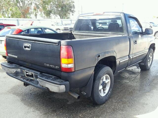 1GCEK14T61Z112566 - 2001 CHEVROLET SILVERADO BLACK photo 4