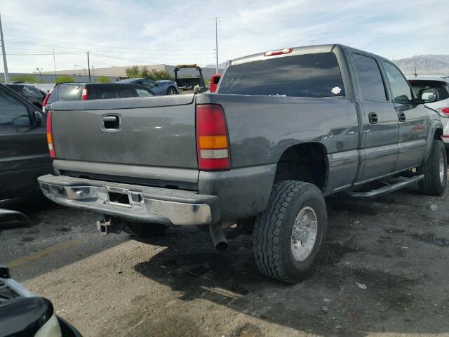 1GTHC23U92F105057 - 2002 GMC SIERRA C25 CHARCOAL photo 4