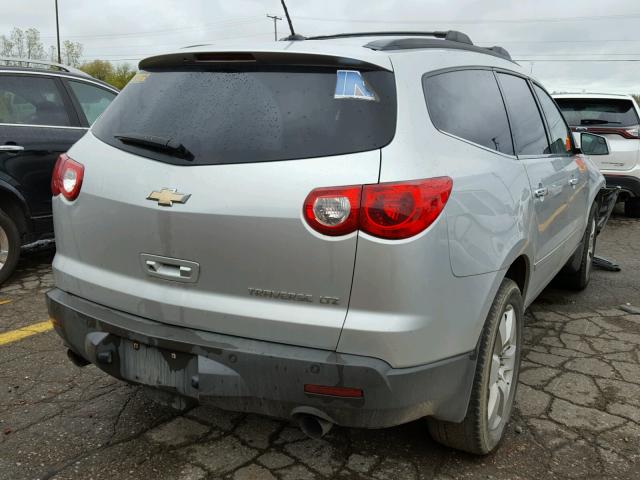 1GNKRLED5BJ386964 - 2011 CHEVROLET TRAVERSE L SILVER photo 4