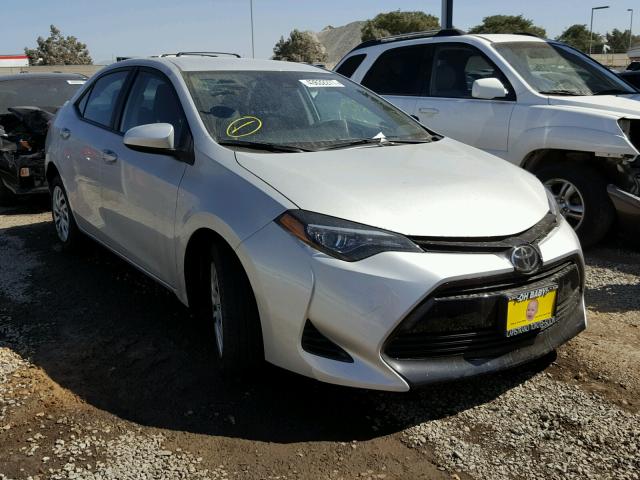 5YFBURHEXHP668777 - 2017 TOYOTA COROLLA L SILVER photo 1