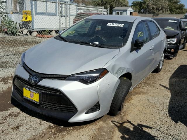 5YFBURHEXHP668777 - 2017 TOYOTA COROLLA L SILVER photo 2