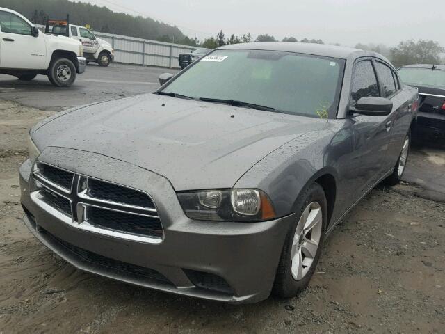 2B3CL3CG4BH586961 - 2011 DODGE CHARGER GRAY photo 2