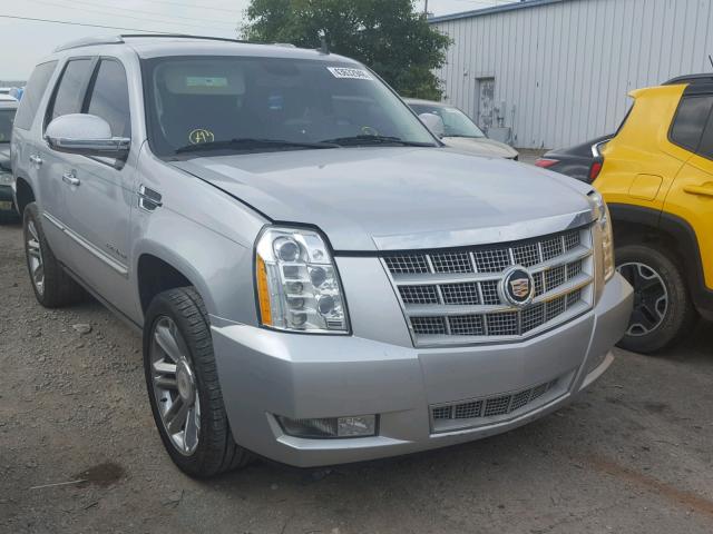 1GYS3DEF5DR196694 - 2013 CADILLAC ESCALADE P SILVER photo 1