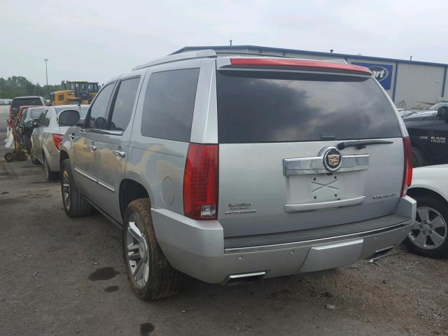 1GYS3DEF5DR196694 - 2013 CADILLAC ESCALADE P SILVER photo 3