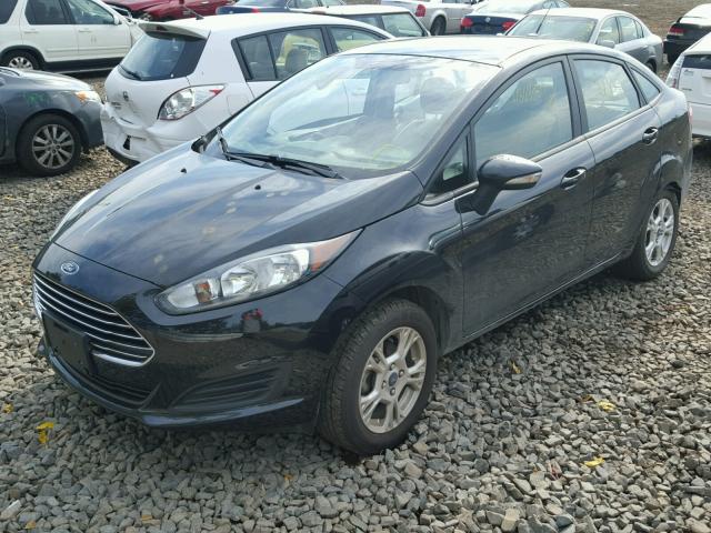 3FADP4BJ3FM120526 - 2015 FORD FIESTA SE BLACK photo 2