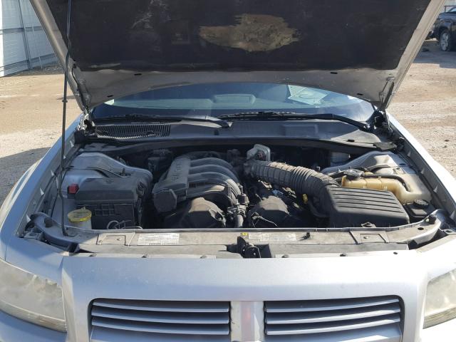 2D4FV47T88H130699 - 2008 DODGE MAGNUM SILVER photo 7