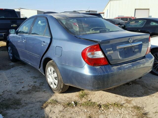 4T1BE32K33U728009 - 2003 TOYOTA CAMRY LE BLUE photo 3