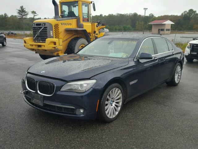 WBAKC8C52BC432559 - 2011 BMW 750 XI BLUE photo 2