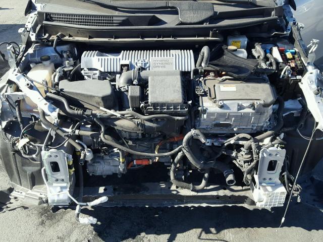 JTDZN3EU6D3276662 - 2013 TOYOTA PRIUS V SILVER photo 7