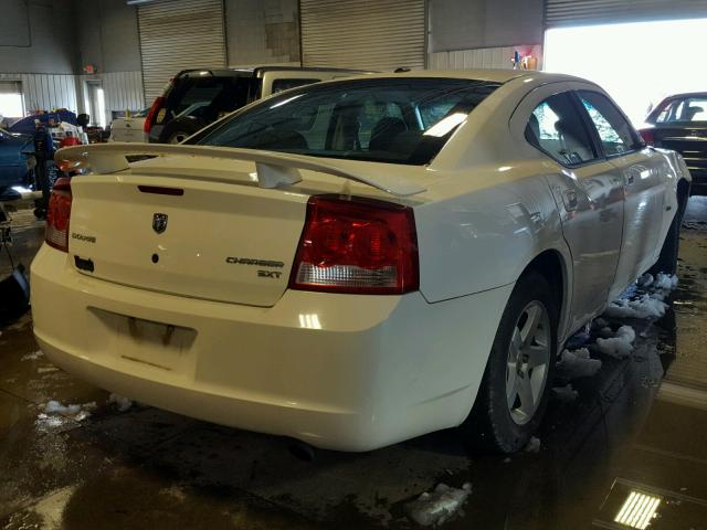 2B3KA33V29H532374 - 2009 DODGE CHARGER WHITE photo 4