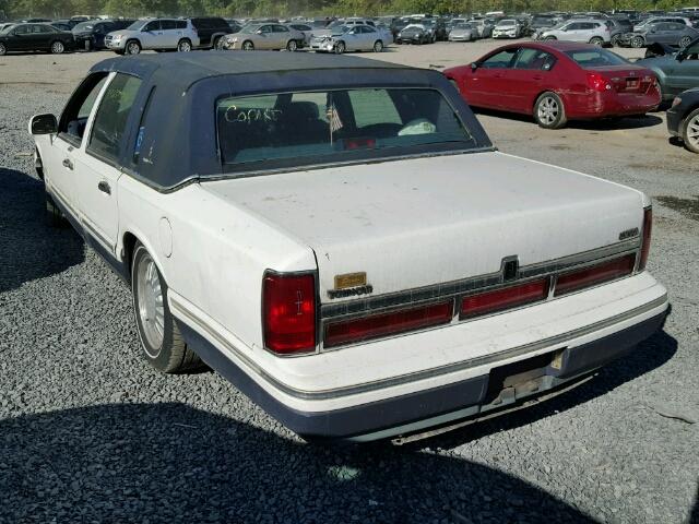 1LNLM82W7SY688810 - 1995 LINCOLN TOWN CAR S WHITE photo 3