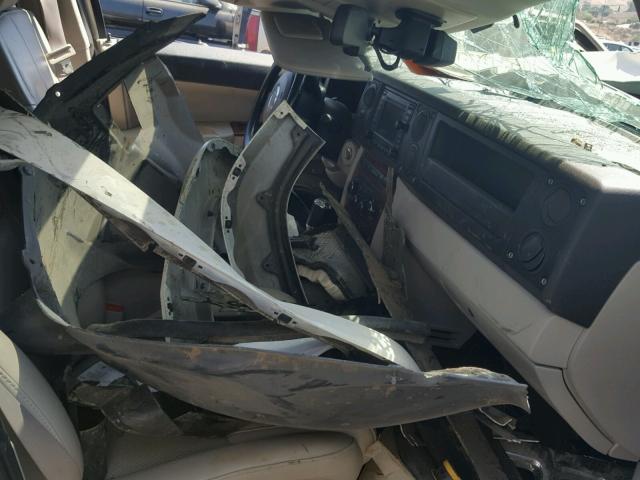 1J8HG58277C576851 - 2007 JEEP COMMANDER WHITE photo 5