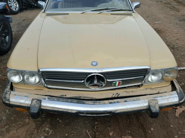 10704412024454 - 1975 MERCEDES-BENZ 450 SL TAN photo 7