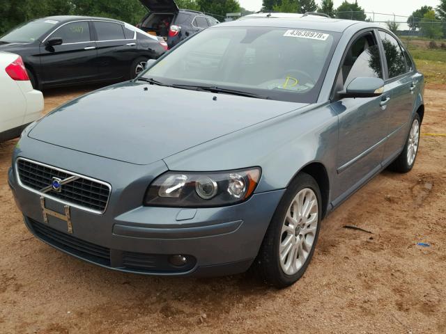 YV1MH682952080911 - 2005 VOLVO S40 T5 BLUE photo 2