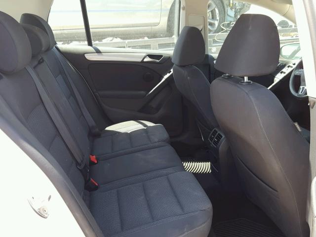 WVWDB7AJ9DW123763 - 2013 VOLKSWAGEN GOLF WHITE photo 6
