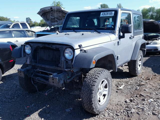 1C4AJWAG4FL554780 - 2015 JEEP WRANGLER S 银色 照片 2