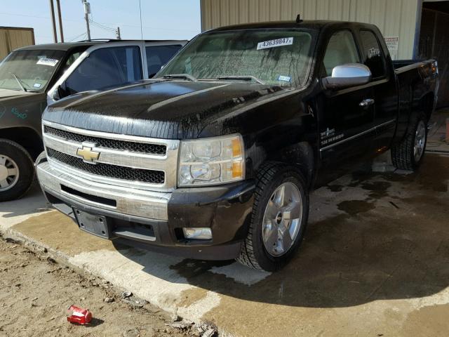 1GCSCSE09AZ157169 - 2010 CHEVROLET SILVERADO BLACK photo 2