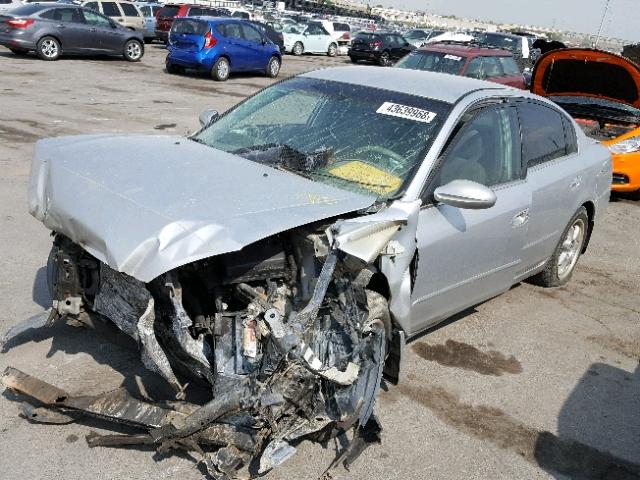 1N4AL11D83C250775 - 2003 NISSAN ALTIMA BAS SILVER photo 2