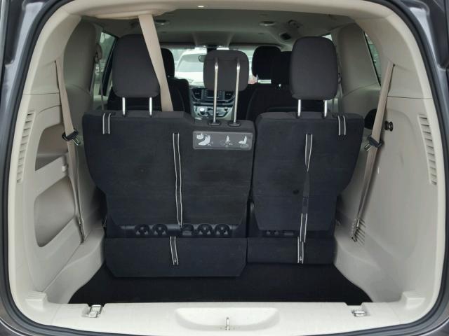 2C4RC1CG2HR560780 - 2017 CHRYSLER PACIFICA L ნაცრისფერი ფოტო 9