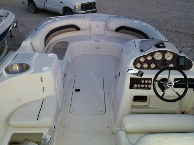 GDYU6146L203 - 2003 HURR BOAT WHITE photo 5