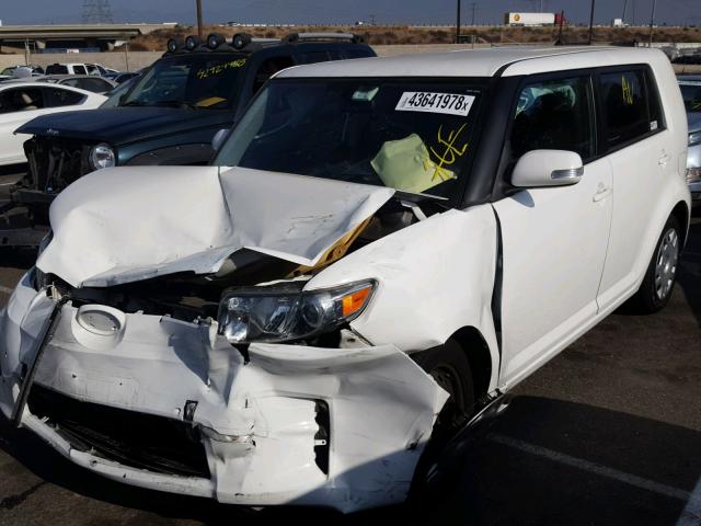 JTLZE4FE8FJ080304 - 2015 TOYOTA SCION XB Ақ фото 2