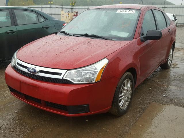 1FAHP3FNXBW111471 - 2011 FORD FOCUS SE RED photo 2