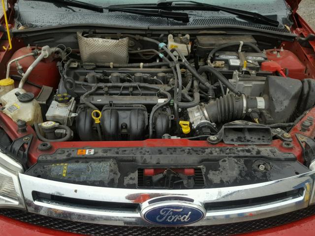 1FAHP3FNXBW111471 - 2011 FORD FOCUS SE RED photo 7