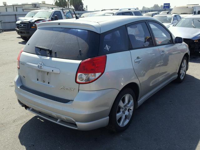 2T1KR32E13C069167 - 2003 TOYOTA MATRIX 银色 照片 4