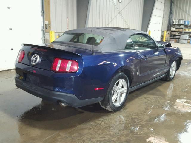 1ZVBP8EM9B5101149 - 2011 FORD MUSTANG BLUE photo 4