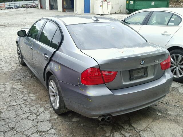 WBAPK5G57BNN31223 - 2011 BMW 328 GRAY photo 3