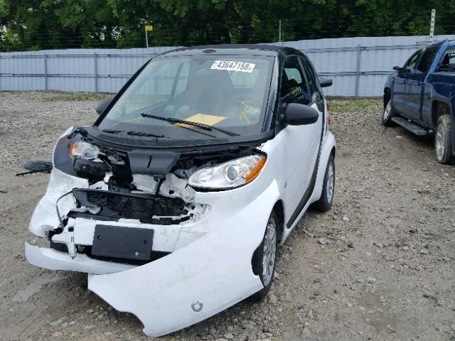 WMEEK3BAXBK505138 - 2011 SMART FORTWO PAS 白色 照片 2