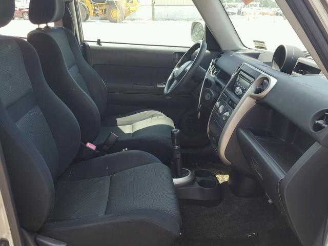 JTLKT334064111914 - 2006 TOYOTA SCION XB Silber Foto 5