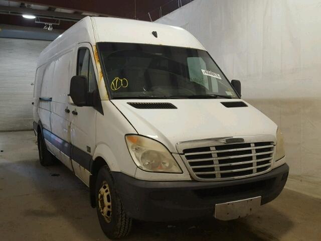 WDYPF445275158061 - 2007 FREIGHTLINER SPRINTER 3 WHITE photo 1