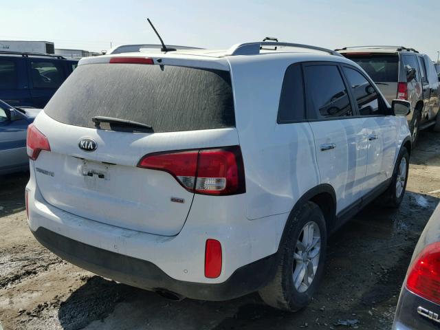 5XYKT4A68EG482437 - 2014 KIA SORENTO WHITE photo 4