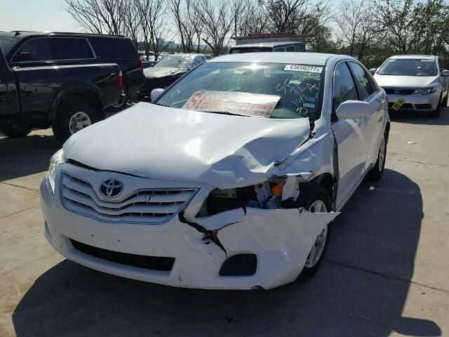 4T4BF3EK4BR155005 - 2011 TOYOTA CAMRY WHITE photo 2